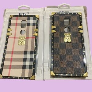 1B. ONYX
Square Series
Cricket
ICON 3- Cream and Brown /set of 2/
